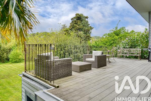Maison à vendre 10 pièces 266 m² Villennes-sur-Seine