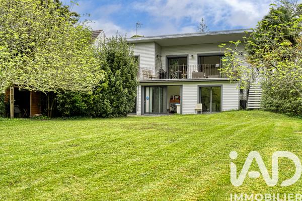 Maison à vendre 10 pièces 266 m² Villennes-sur-Seine