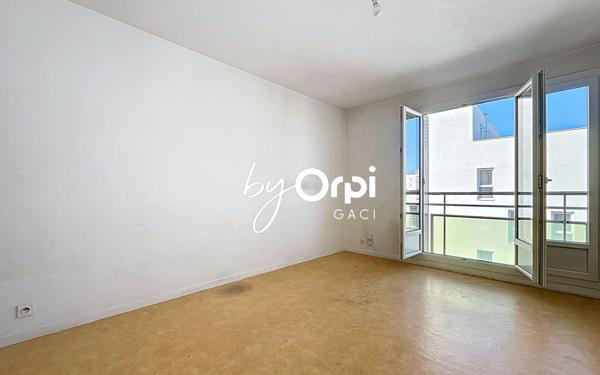 Appartement à vendre    2 pièces • 43 m2 Clermont-Ferrand