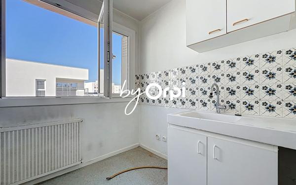 Appartement à vendre    2 pièces • 43 m2 Clermont-Ferrand