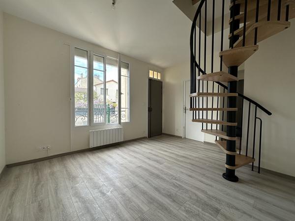 UNIQUE SUR LE MARCHÉ ! MAISON AU FORT POTENTIEL !