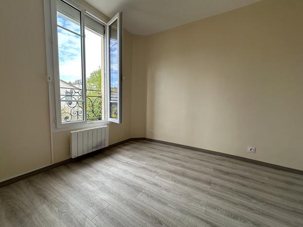 UNIQUE SUR LE MARCHÉ ! MAISON AU FORT POTENTIEL !