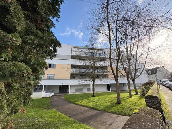 Appartement carré volney