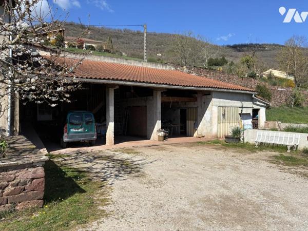 Maison d'habitation avec jardin attenant