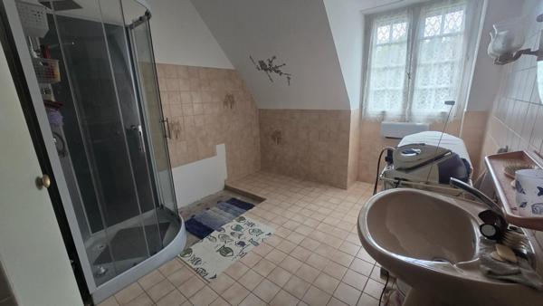 Maison à LOUDEAC, 22600 - 8 pièces 235m²