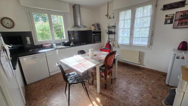 Maison à LOUDEAC, 22600 - 8 pièces 235m²