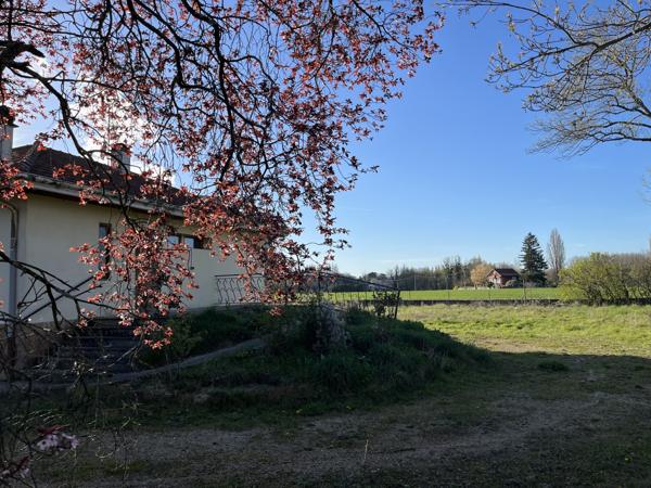 Hières-sur-Amby (38118) HIERES SUR AMBY - MAISON 60 m² AVEC 2 CHAMBRES, CAVE ET GARAGE SUR TERRAIN NON CONSTRUCTIBLE
