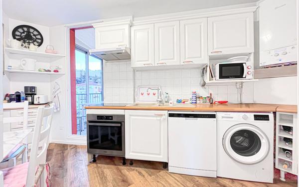 Appartement à vendre    2 pièces • 45 m2 Nice