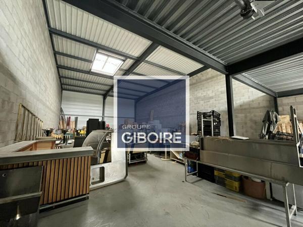 Local d'activites 343 m² à louer CESSON SEVIGNE (réf : 35.6829)