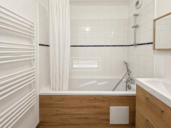 Appartement 4 pièces – 80 m² environ à Saint-Jacques-de-la-Lande (ref : 40643)