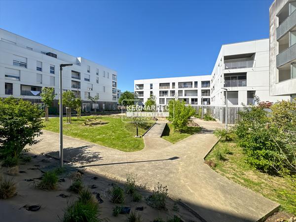 Appartement 4 pièces – 80 m² environ à Saint-Jacques-de-la-Lande (ref : 40643)