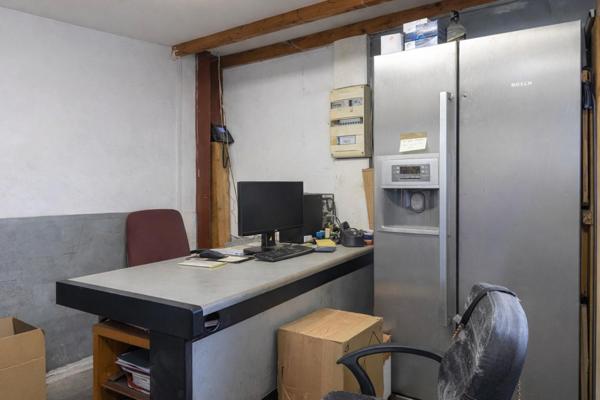 Local d’activité avec logement de fonction – Accès autoroute immédiat