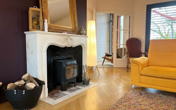 Maison à vendre    7 pièces • 227,57 m2 Bourg-en-Bresse