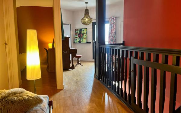 Maison à vendre    7 pièces • 227,57 m2 Bourg-en-Bresse