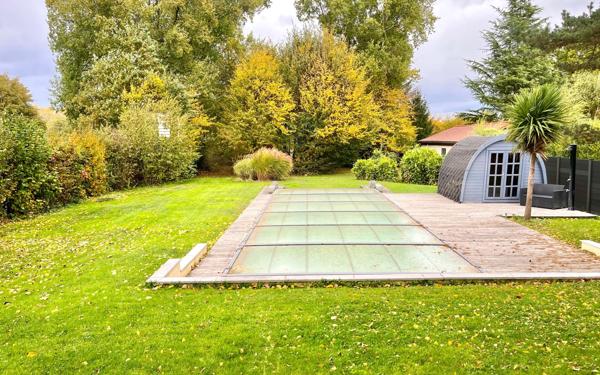 Maison à vendre    7 pièces • 227,57 m2 Bourg-en-Bresse