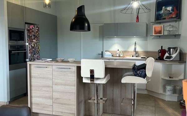 Maison à vendre    7 pièces • 227,57 m2 Bourg-en-Bresse