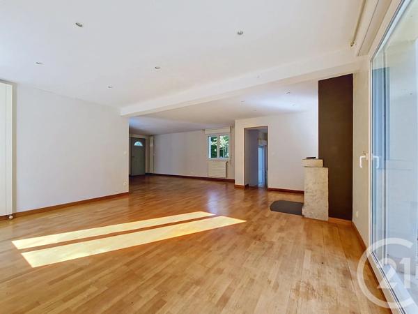 Maison à vendre  6 pièces - 162,83 m 2   CEYRAT  - 63