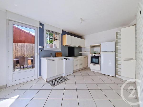 Maison à vendre  6 pièces - 162,83 m 2   CEYRAT  - 63