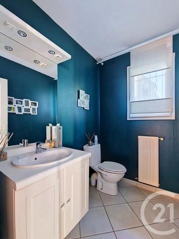 Maison à vendre  6 pièces - 162,83 m 2   CEYRAT  - 63