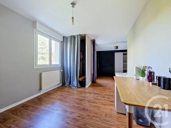 Maison à vendre  6 pièces - 162,83 m 2   CEYRAT  - 63