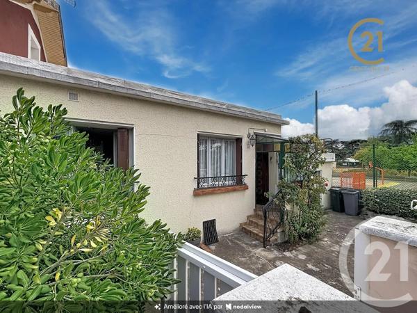 Maison à vendre  3 pièces - 54,05 m 2   PIERRE BENITE  - 69
