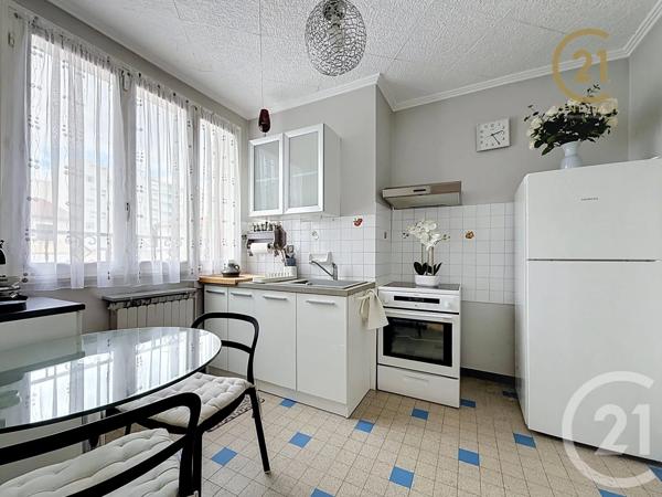Maison à vendre  3 pièces - 54,05 m 2   PIERRE BENITE  - 69