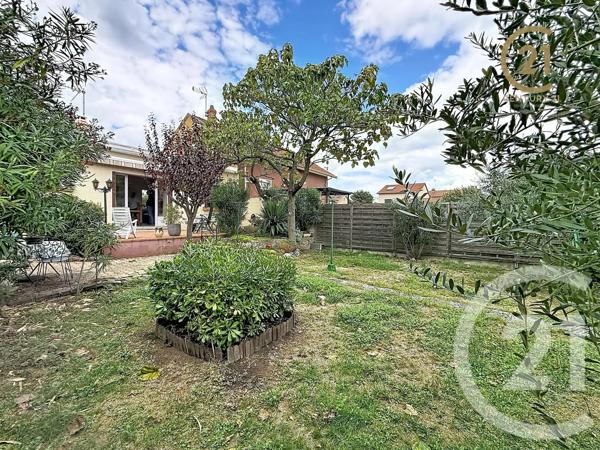 Maison à vendre  3 pièces - 54,05 m 2   PIERRE BENITE  - 69