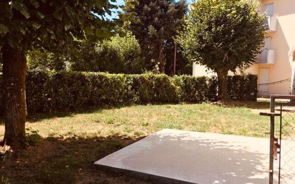 Maison à louer    4 pièces •  Vergt