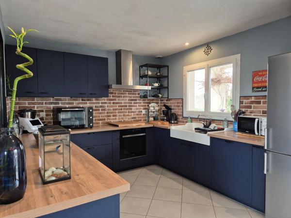 MARSSAC, GRANDE MAISON DE 170M2 AVEC PISCINE