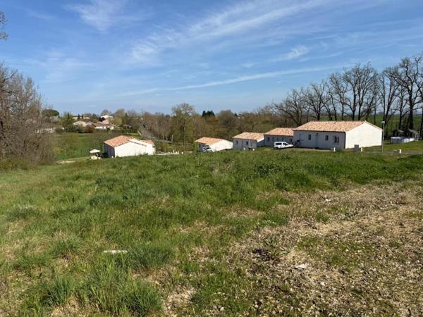 Terrain de 554m2 dans un lotissement calme