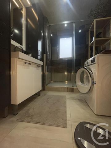 Appartement F3 à vendre  3 pièces - 67 m2 GENNEVILLIERS - 92