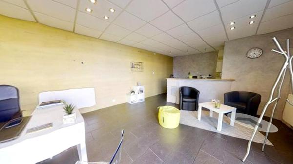 ANCENIS SAINT GEREON  - LOCAL COMMERCIAL