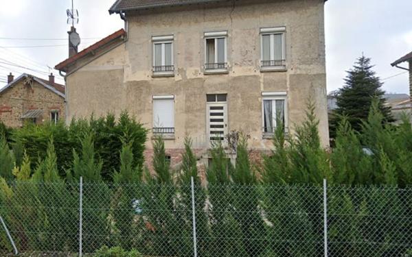 Immeuble à vendre    12 pièces •  Coulommiers