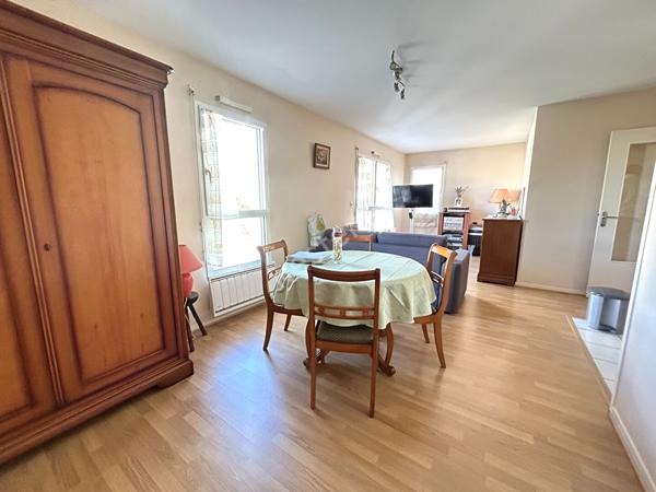 Appartement Rennes - T2 - SAINT HELIER - LUMINEUX - RECENT - GARAGE