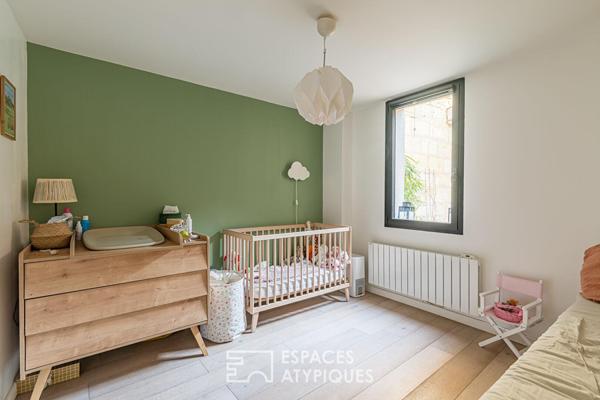 Loft en rez-de-chaussée avec terrasse et grand garage