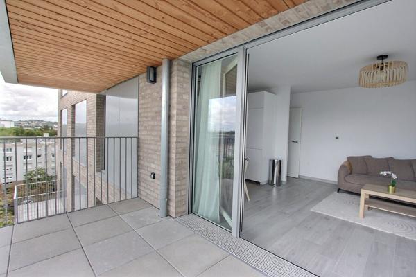 Appartement Asnieres Sur Seine 4 pièces + balcon 77.40 m2