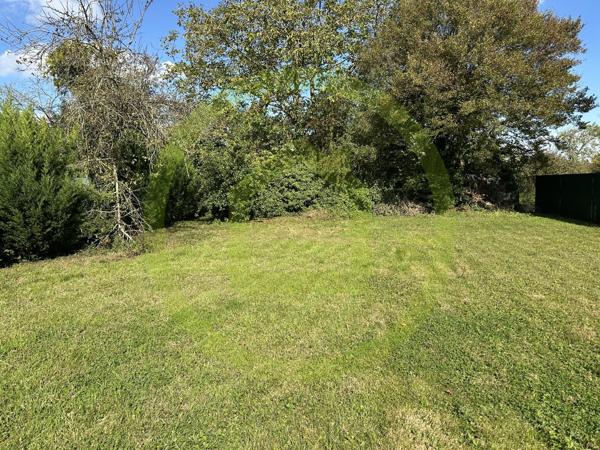 Terrain à AUNEUIL (60390)