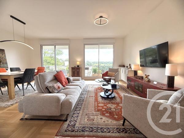 Appartement F5 à vendre  5 pièces - 122,83 m2 LE MESNIL LE ROI - 78