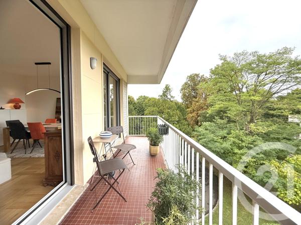 Appartement F5 à vendre  5 pièces - 122,83 m2 LE MESNIL LE ROI - 78