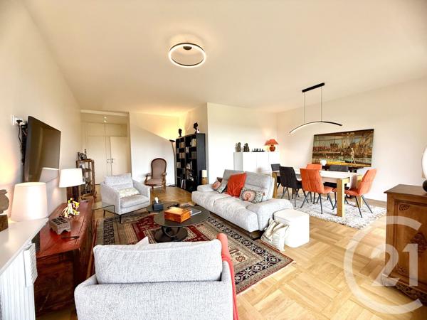 Appartement F5 à vendre  5 pièces - 122,83 m2 LE MESNIL LE ROI - 78