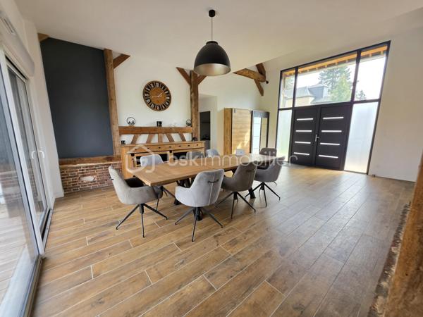 Investissez au NEUBOURG !

A 5 min à pied de la rue de la République,
Un morceau d'histoire entièrement rénovée, entre le coeur de ville et la nature, à 5 min à pied des écoles, des commerces, de la mairie et avec une vue dégagée sur les champs et les chevaux ! Bienvenue dans cette longère EXCEPTIONNELLE de 330m² habitable édifiée en 1870 sans travaux avec un DPE B sur sa parcelle de 799m². A 1h de Deauville !

LES ATOUTS DU BIEN
• Pièce de vie 85m²
• On vit de plain pied
• Isolation neuve avec chauffage pompe à chaleur
• Vue incroyable, coucher de soleil sur la terrasse, chevaux
• Cadre de vie hors normes
• Volumes RARES
• Possibilité de stationner 10 véhicules
• Aucun travaux à prévoir
• Surface utile 350m²
• Terrasse SUD OUEST 155m²
• Non mitoyen
• Au calme

AGENCEMENT
Au rez-de-chaussée
• Entrée cathédrale avec placard (HSP 3,10m)
• Salle à manger
• Cuisine aménagée Mobalpa
• Arrière cuisine avec cellier et chaufferie
• Salon
• Suite parentale (13,5m²) avec dressing (6m²) et salle de bains avec WC (8m²)
• Chambre avec dressing (13m²)
• Bureau (11m²)
• WC avec lave-main
• Buanderie
• Garage (20m²)
• Cave

A l'étage
• Salle de jeux (52m²)
• Salle TV (10m²)
• 4 chambres avec placard ou dressing (15/16/24/26m²)
• Salle d'eau avec WC (6m²)
• Salle de bains (7,5m²)
• WC

INFORMATIONS TECHNIQUES
• Double vitrage ALU
• Volets roulant électrique
• Chauffage pompe à chaleur
• Isolation intérieure complète

INFORMATIONS FINANCIERES
• DPE B excellent score
• Taxe foncière 3550 €

UN BIEN D'EXCEPTION dans une ville agréable et en essor !

Une visite s'impose !

Ludovic MOREL
Votre Partenaire Immobilier
Depuis 2010

•••