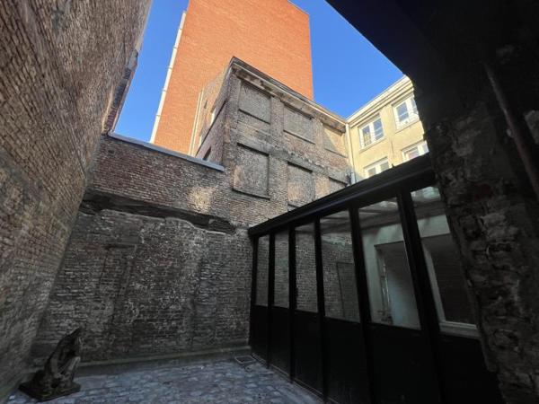 Local commecrial à Louer à LILLE 5200 €