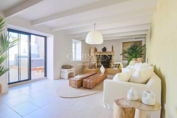 Maison de village rénovée vendue meublée