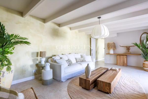 Maison de village rénovée vendue meublée