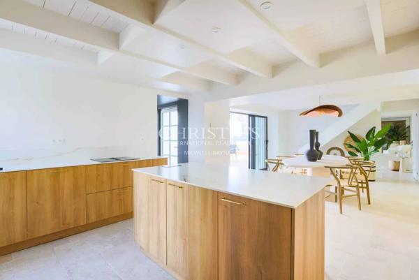 Maison de village rénovée vendue meublée