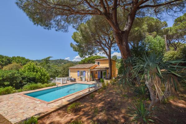 Maison à vendre  5 pièces - 177 m2 LA CROIX VALMER - 83