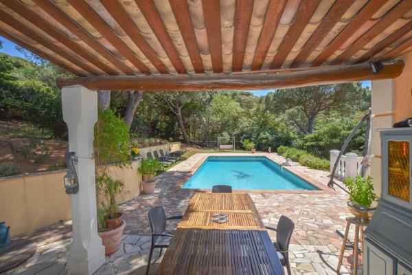 Maison à vendre  5 pièces - 177 m2 LA CROIX VALMER - 83