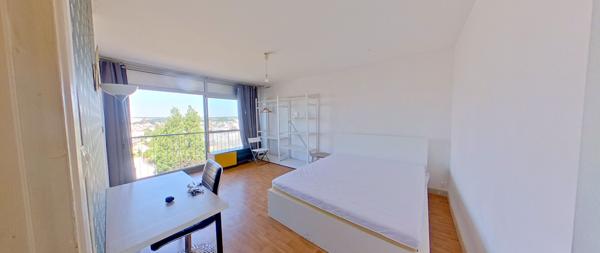 INVESTISSEMENT LOCATIF : APPARTEMENT T1 A VENDRE BREST FACULTES ISEN - DERNIER ETAGE