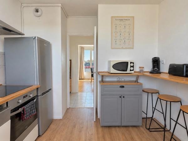 VILLEFRANCHE SUR SAONE (69400) : Appartement T3 de 70,89 m² avec balcon, cave et belle luminosité
