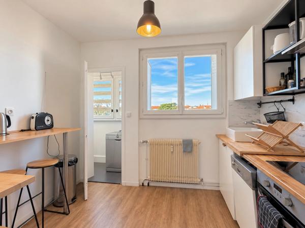 VILLEFRANCHE SUR SAONE (69400) : Appartement T3 de 70,89 m² avec balcon, cave et belle luminosité